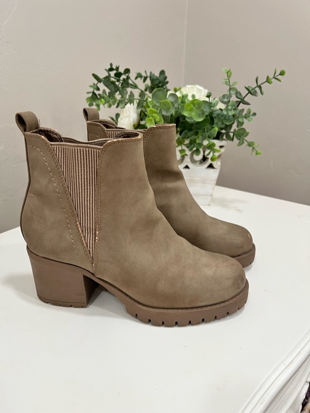 Mia Jody Chelsea Boot